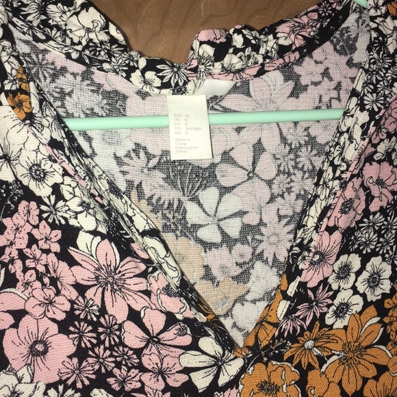 Floral dress - Picture 2 of 5